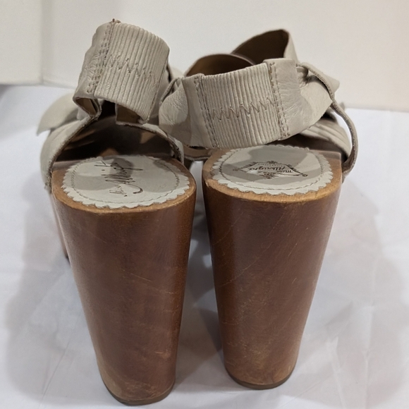 Anthro Miss Albright Platform Sandals, Cream Leather - Picture 5 of 13